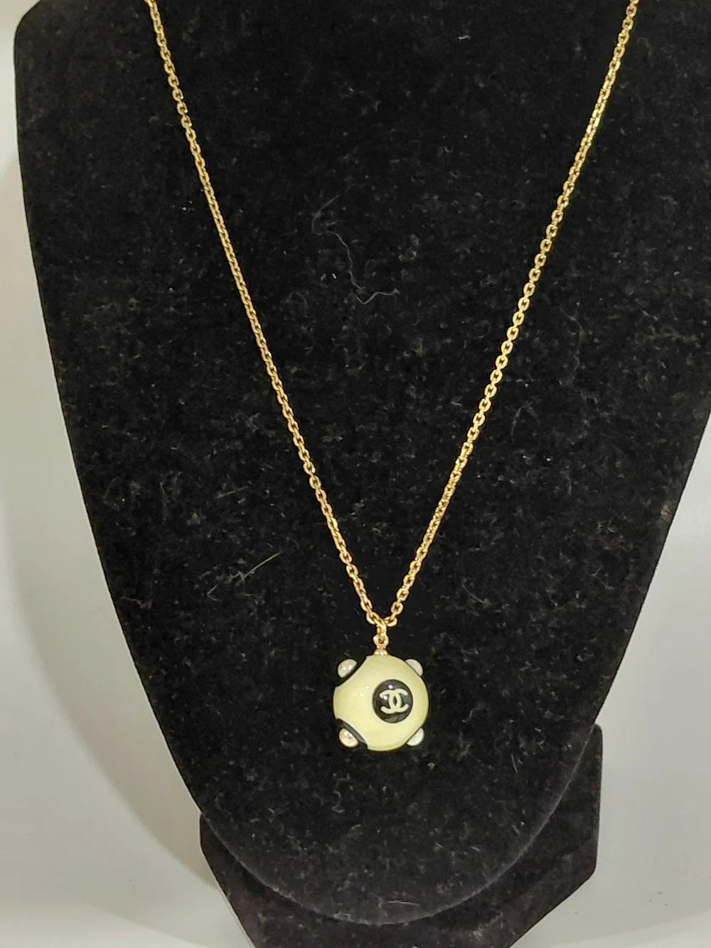 Vtg Chanel 2002 Resin CC Ball Pendant Necklace 